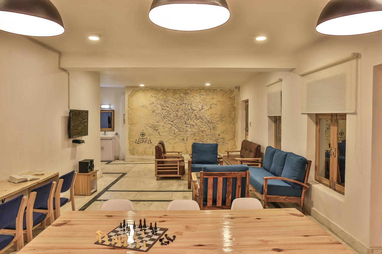 Raybo Hostel Лех Экстерьер фото
