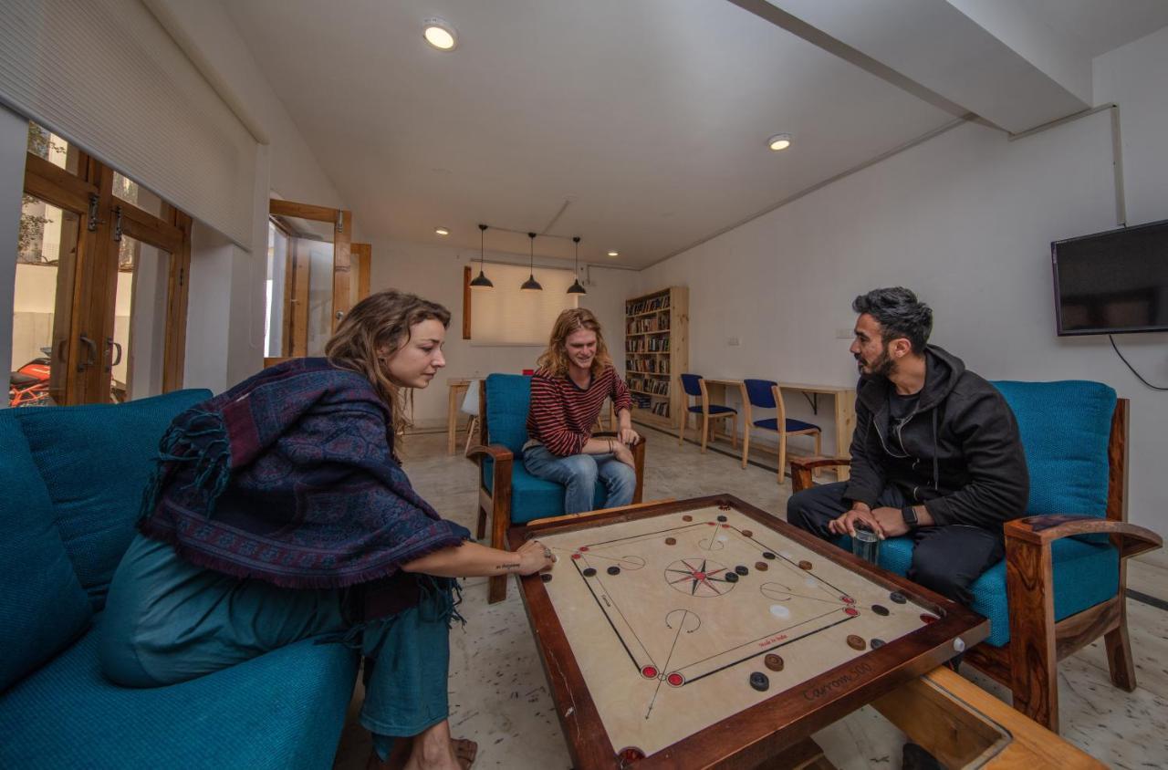 Raybo Hostel Лех Экстерьер фото