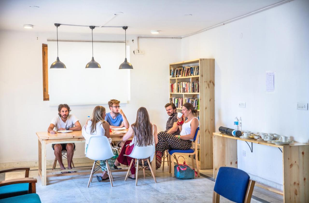 Raybo Hostel Лех Экстерьер фото